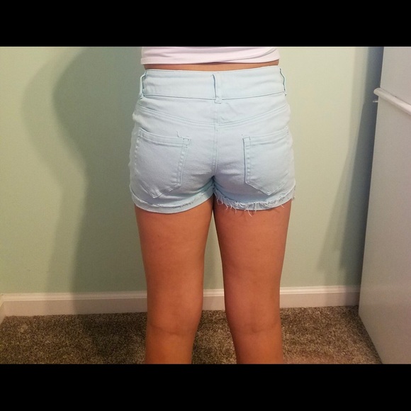 Refuge jean shorts - Picture 2 of 4